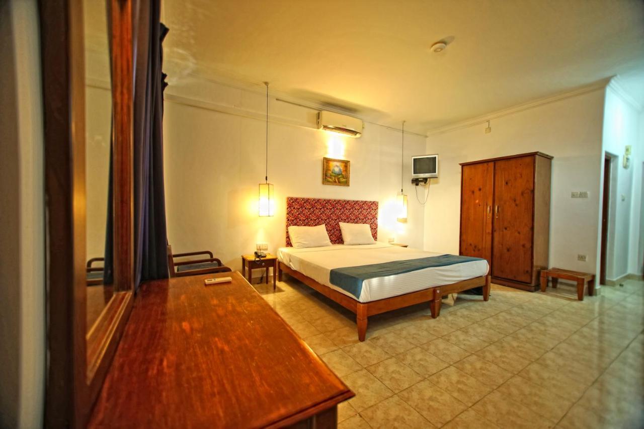 Zand Negombo Ettukala ภายนอก รูปภาพ